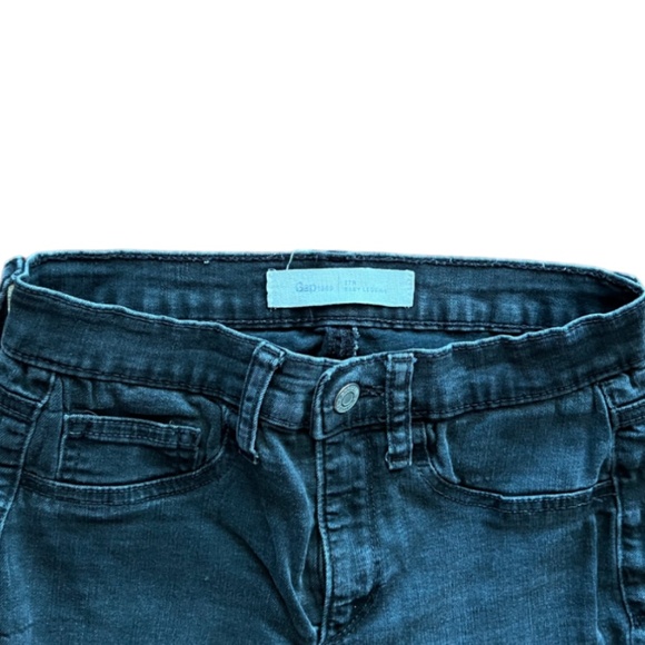 Knee Cut Off Skinny Jeans - Picture 3 of 4